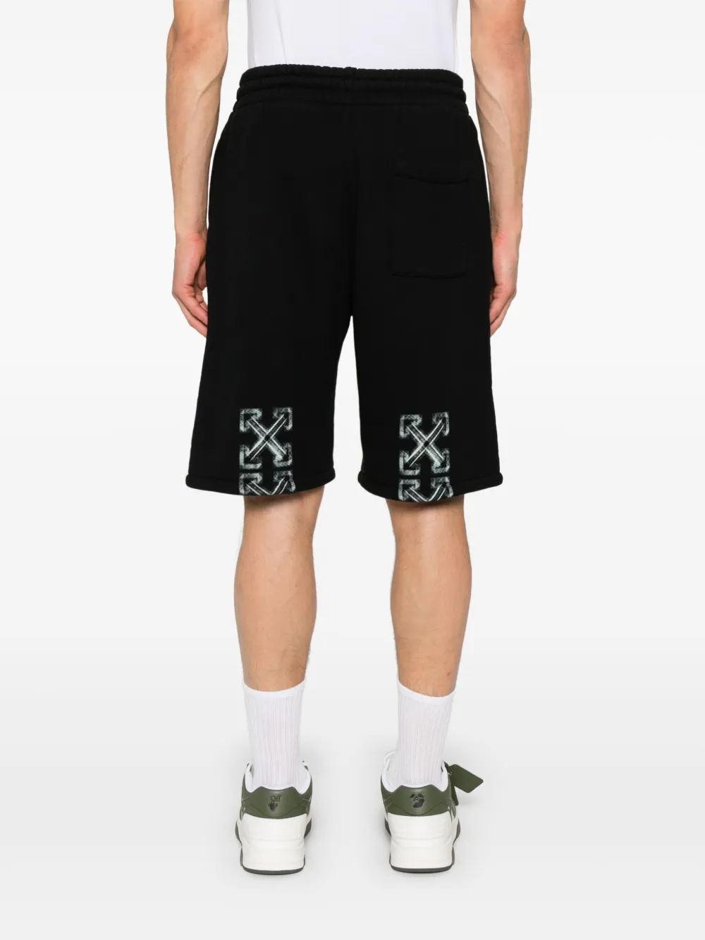 Off-White Shorts met Arrows-patroon Zwart