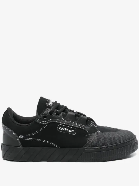 Off-White tenis Vulcanized 779