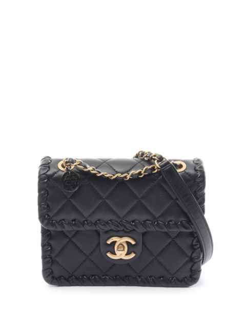 CHANEL 2020 matelasse chain shoulder bag Women