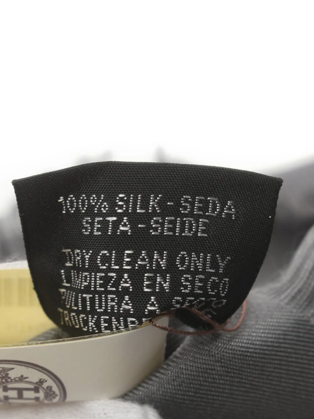 Hermès PreOwned 2020s Carré 80 ExLibris Scarf Grey FARFETCH