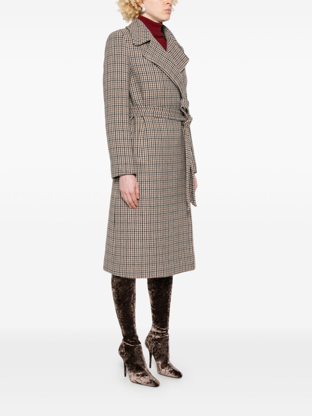 Shop Tagliatore Molly Coat In Neutrals