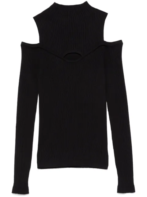 D.Exterior open-shoulder sweater