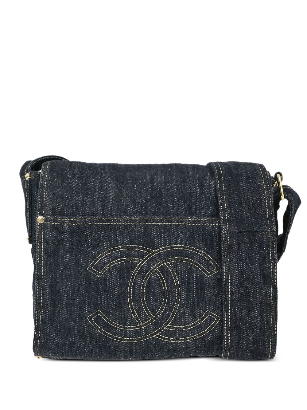 Affordable HOT SALE CHANEL 2006 CC stitch messenger bag Women