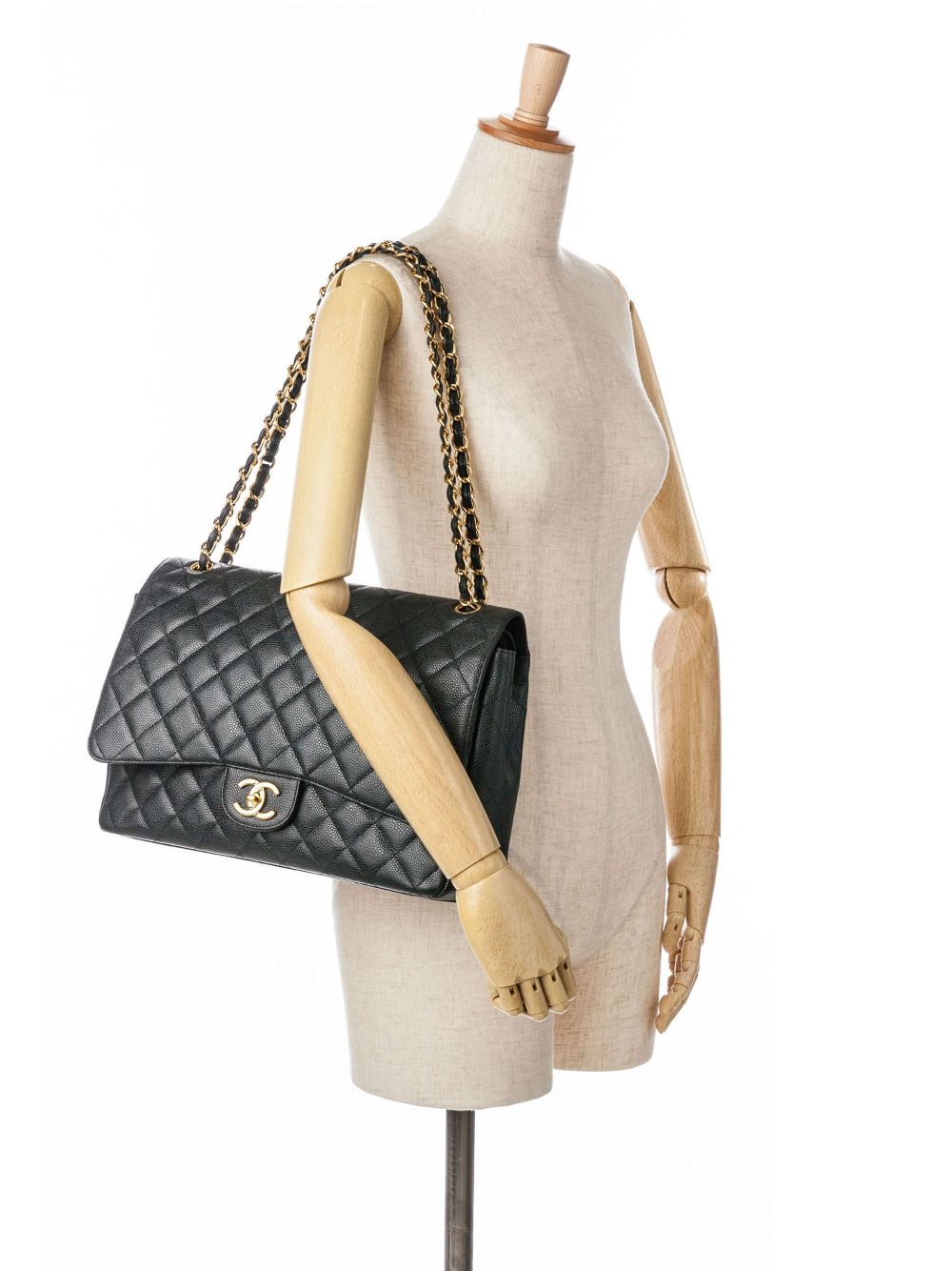 Affordable HOT SALE CHANEL 2011 Maxi Classic Caviar Double Flap shoulder bag Women