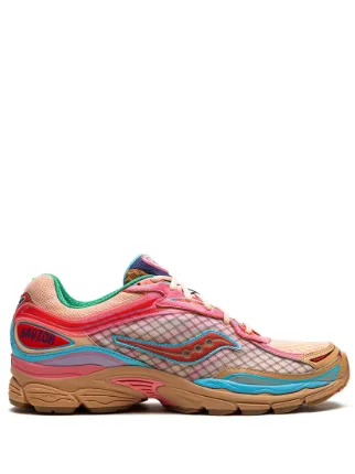 Saucony