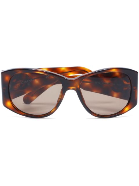 CHANEL 2000s tortoiseshell-effect sunglasses Women