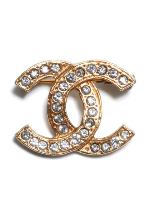 CHANEL Pre-Owned petite broche strassée à logo CC (années 1980)