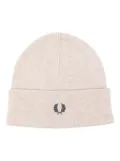 Fred Perry embroidered-logo beanie hat - Neutrals