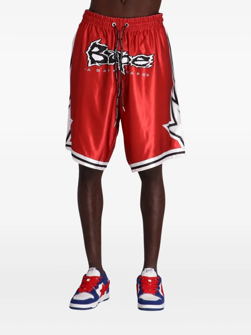 BAPE BLACK *A BATHING APE Basketbalshorts met vlammen Rood