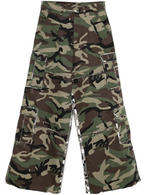 VETEMENTS camouflage-pattern cargo pants