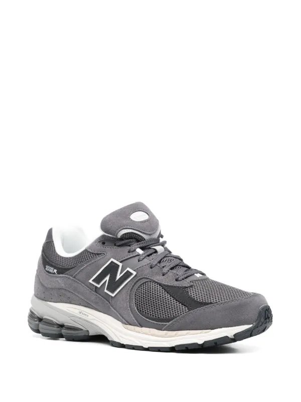 New Balance 2002R スニーカー | グレー | FARFETCH JP