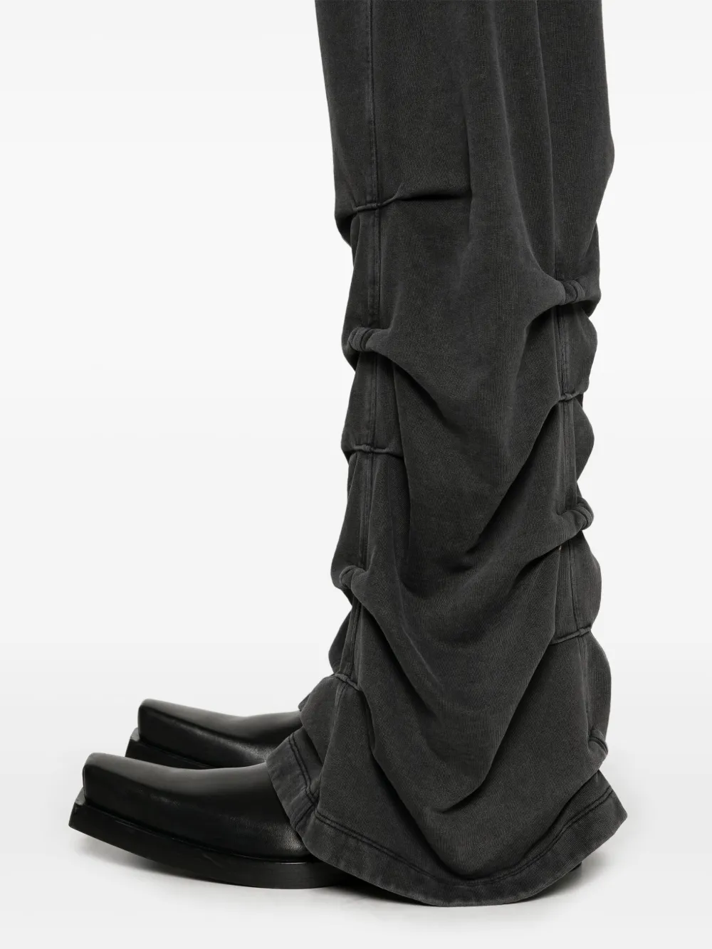Avavav Pleat-detailing Track Pants In Black