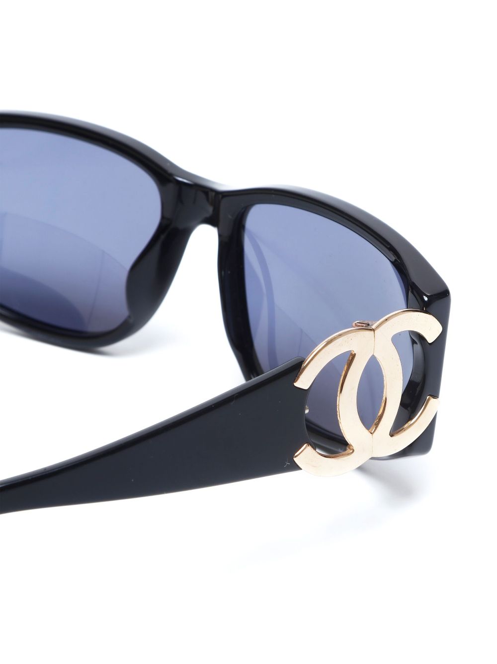 CHANEL 2000s CC logo sunglasses Women