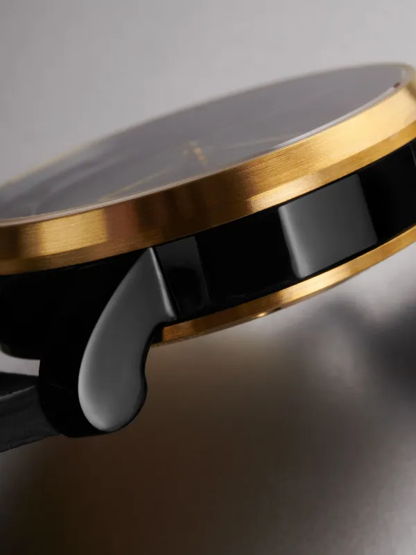 Fob Paris Eclipse 36mm 腕時計 | ブラック | FARFETCH JP Fob Paris Eclipse 36mm 腕時計 | ブラック | FARFETCH JP