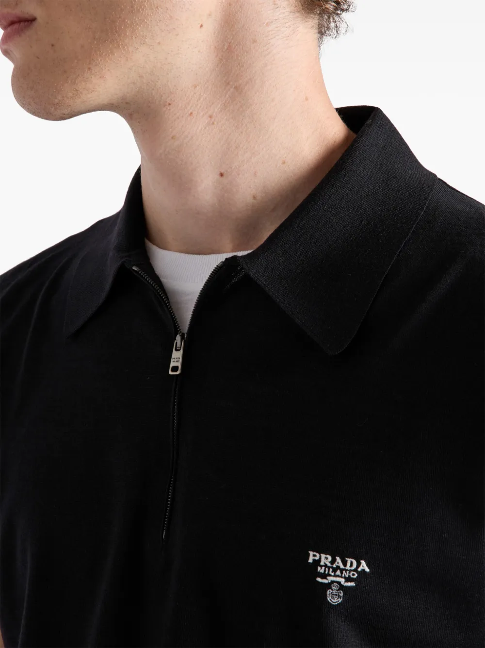 Prada Poloshirt met halve rits Zwart