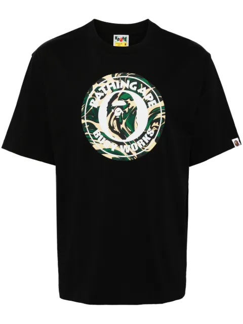 A BATHING APE® busy works logo T-shirt
