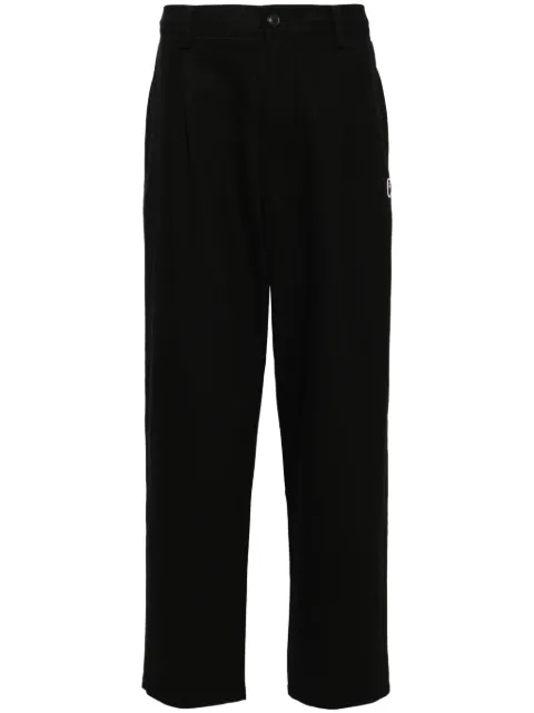 A BATHING APE® pantalones chinos con parche del logo