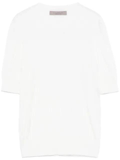 D.Exterior chevron-knit sweater