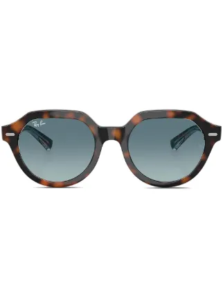 Ray-Ban