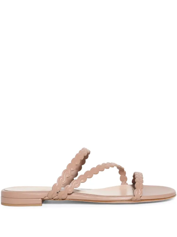 【送料&関税込】Gianvito Rossi Leather Slides 17778896_39231168_600.jpg