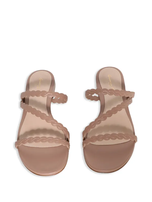 【送料&関税込】Gianvito Rossi Leather Slides Gianvito Rossi Ottavia Leather Slides | Neutrals | FARFETCH