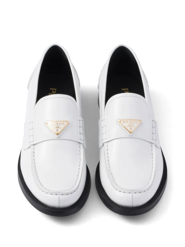 定価17万 プラダ モノリス ローファー 5 5 PRADA ホワイト 白