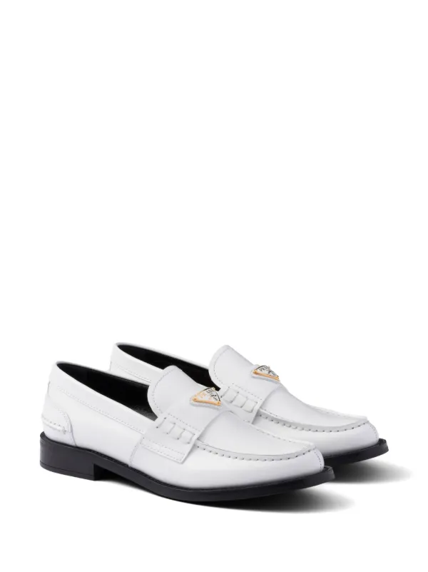 【高知インター店】 ホワイト | レザーローファー Prada | JP FARFETCH 靴