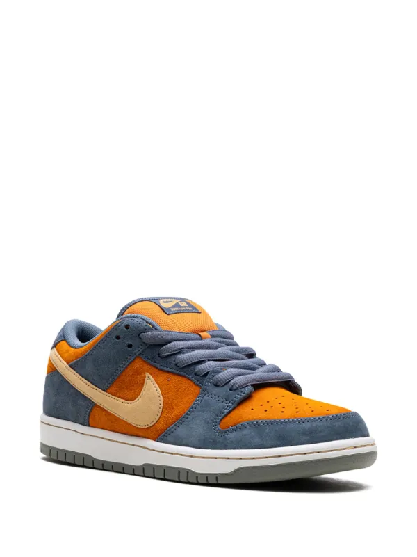 Nike SB Dunk Low “Light Carbon／Monarch” スニーカー