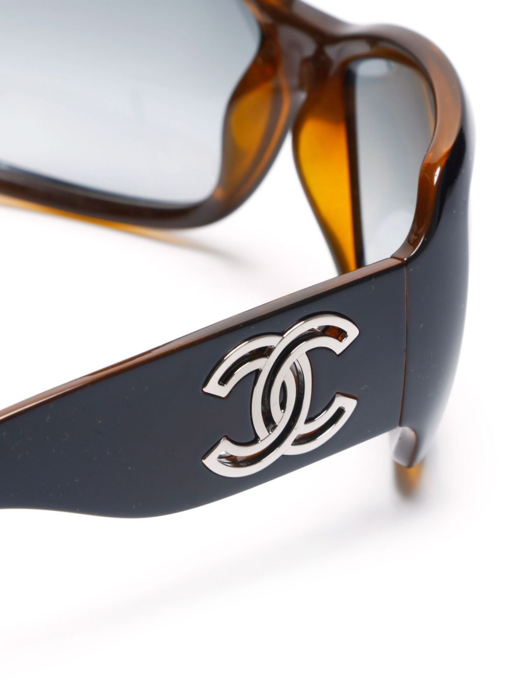 CHANEL 2000 CC Mark sunglasses Women