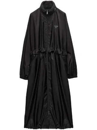 コート PRADA BLACK RAINCOAT IN RE-NYLON Re-Nylon raincoat in black - Prada | Mytheresa