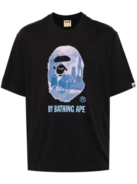 A BATHING APE® logo print  T-shirt
