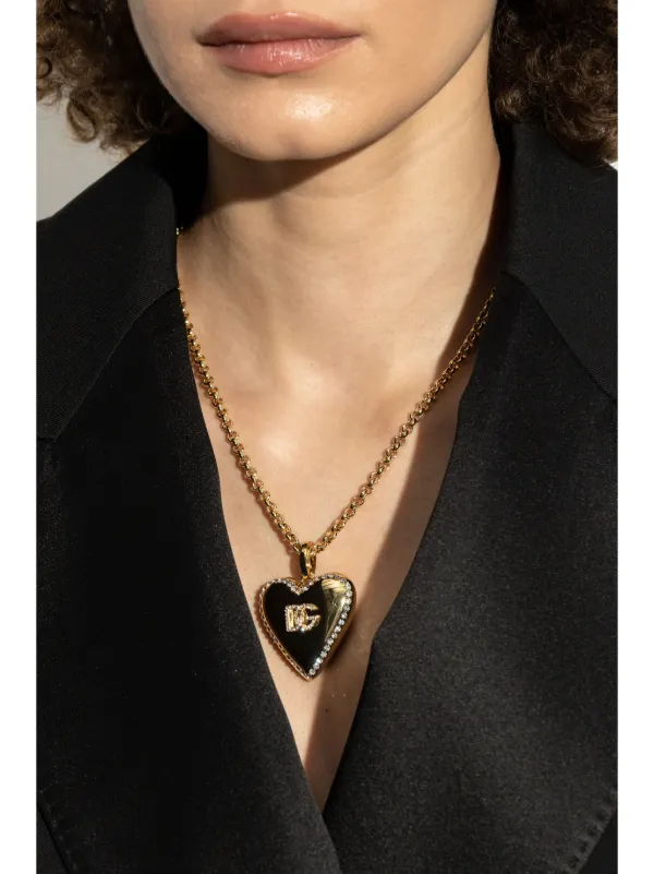 【送料&関税込】Dolce & Gabbana Necklace With Pendant Dolce & Gabbana DG Heart Pendant | Gold | FARFETCH
