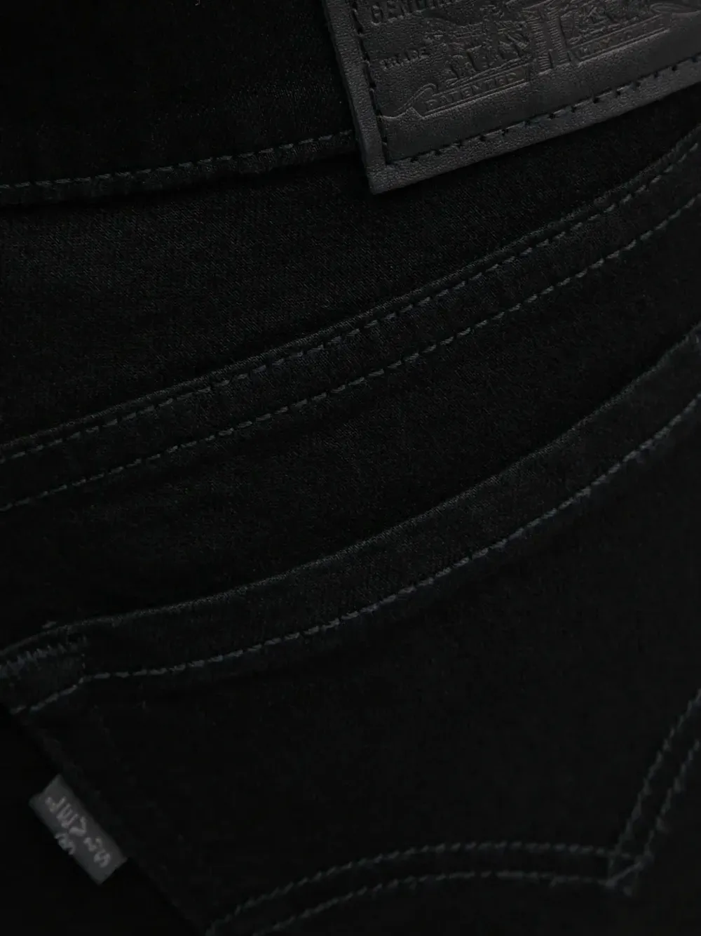 Levi's Logo-patch Jeans In Black