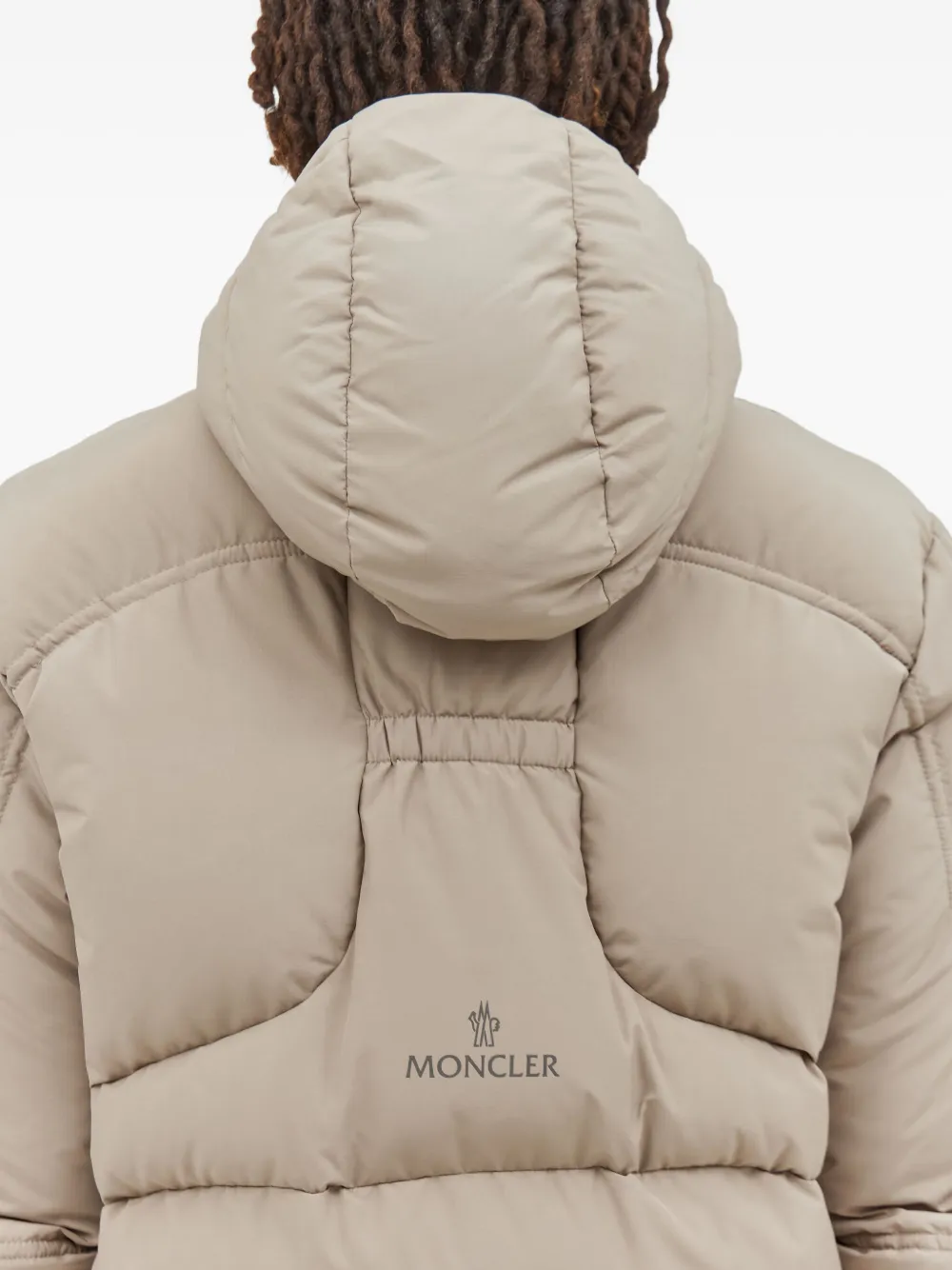 Moncler Donsjack met logopatch Beige
