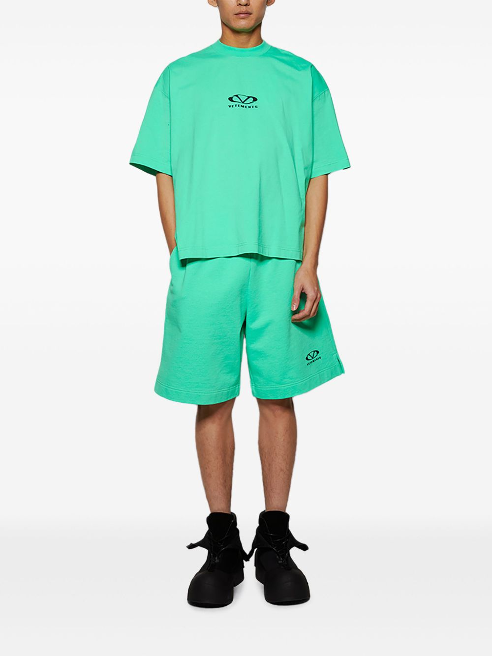 VETEMENTS T-shirt met logoprint - Groen