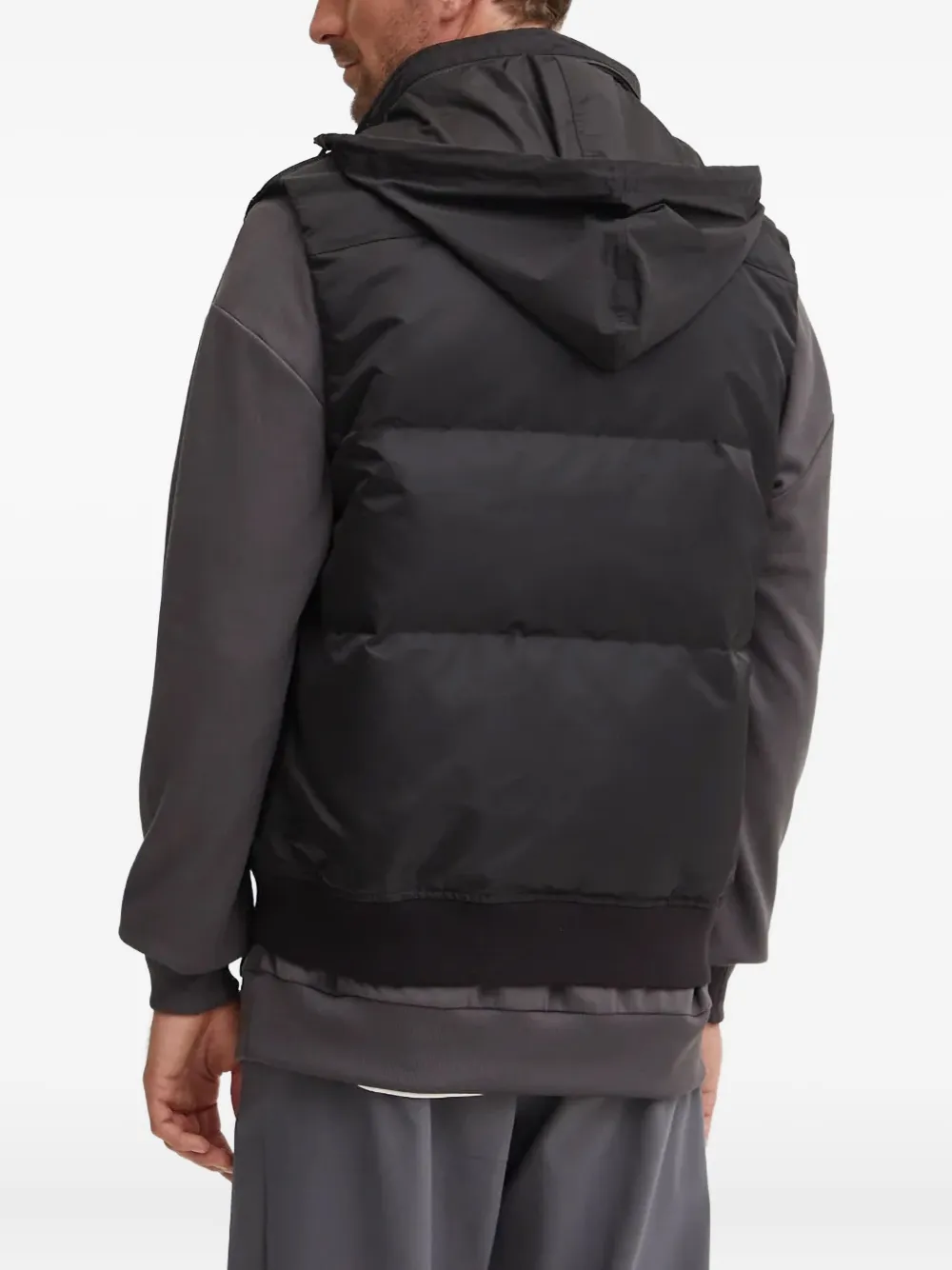 Theory フーデッド ベスト | ブラック | FARFETCH JP