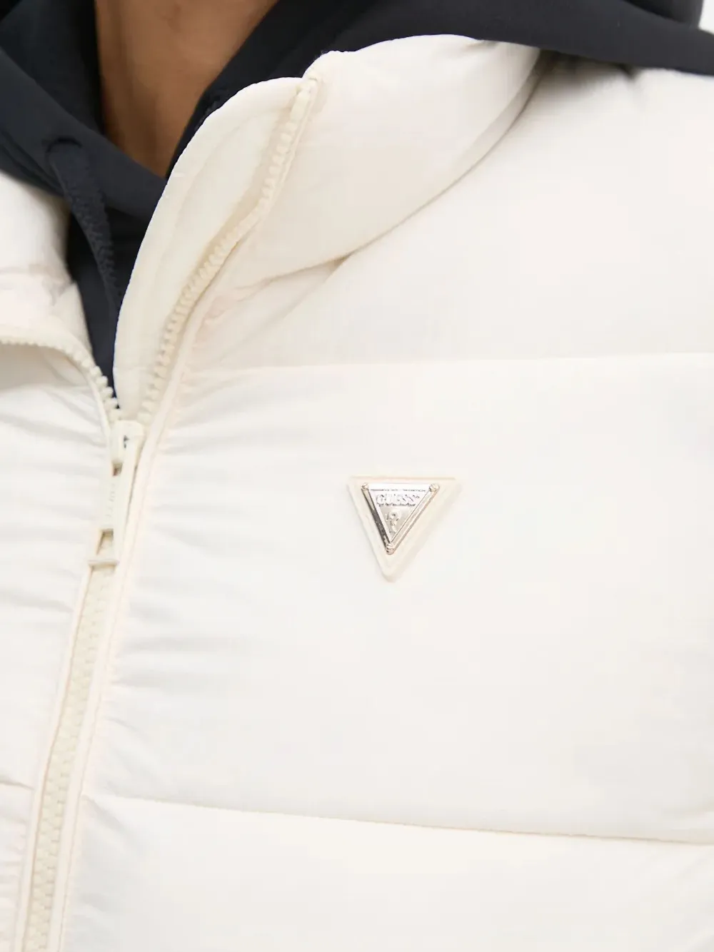 Guess Usa Zip-up Puffer Jacket In White