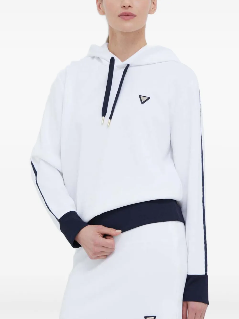 Guess Usa Long-sleeve Logo-detail Hoodie In White