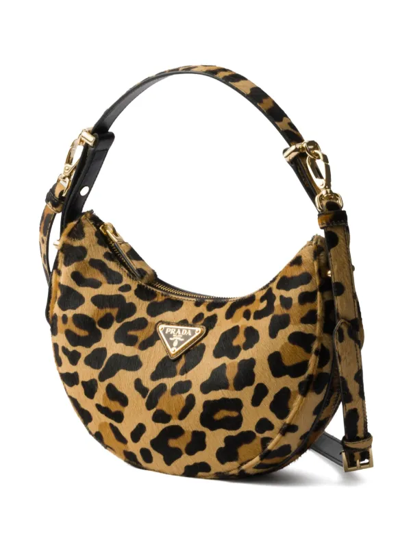 【関税＆送料込み】Prada ArquAC Printed Leather Shoulder Ba Prada Arqué Printed Leather Shoulder Bag | Brown | FARFETCH