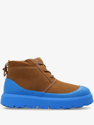 UGG