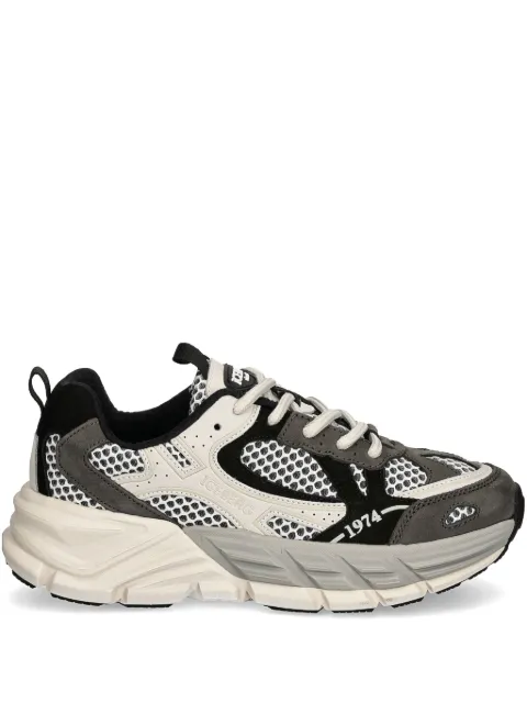 Iceberg tenis con paneles