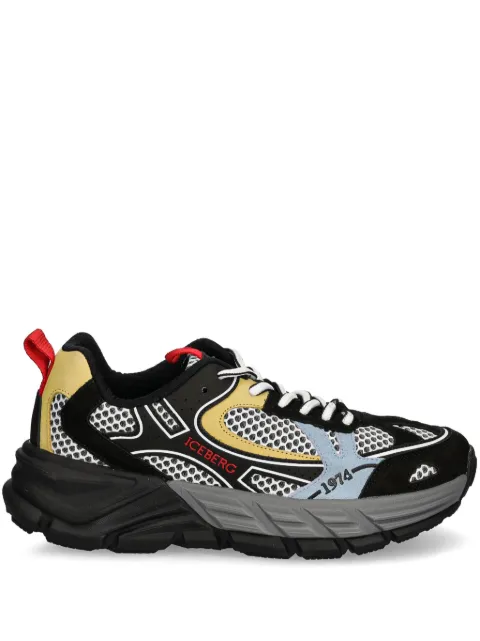 Iceberg tenis con paneles