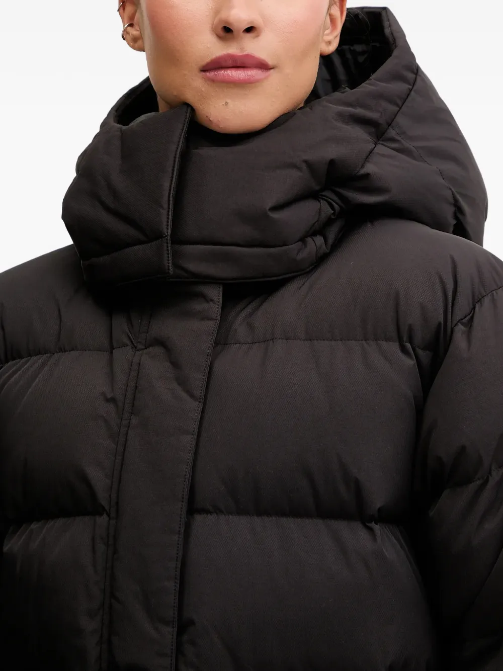 Helly Hansen Aspire gewatteerd jack met capuchon Zwart