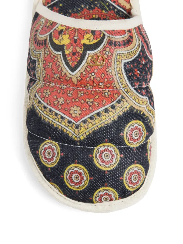 Valentino Garavani Ta Chambre Slides | Grey | FARFETCH HK