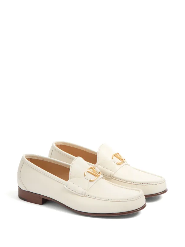 【関税&送料込】Valentino Garavani Caramel Leather Vlogo Tho Valentino Garavani VLogo Signature Leather Loafers | White