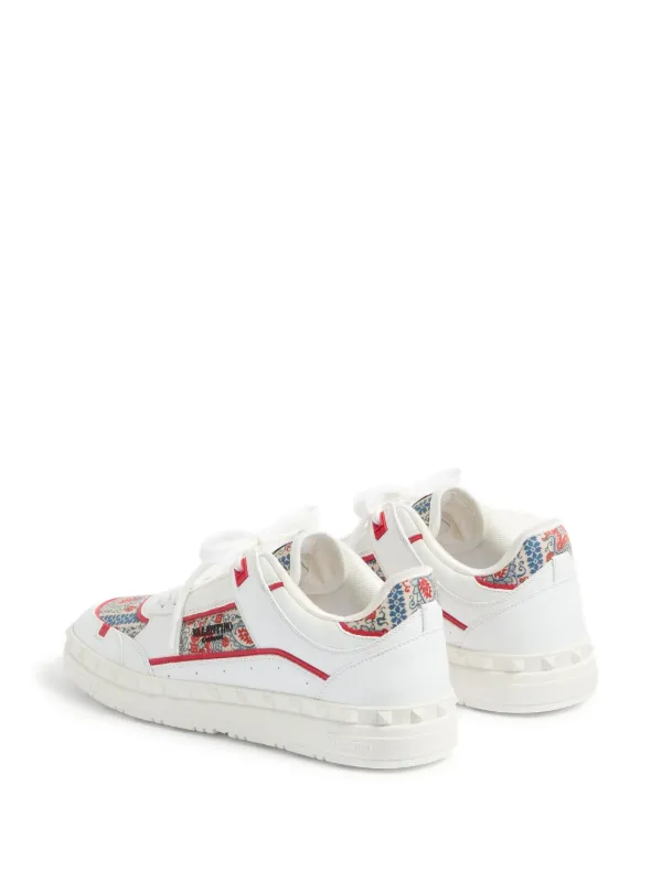 【関税込み】Valentino Garavani ホワイト Freedots スニーカー Valentino Garavani Freedots スニーカー | ホワイト | FARFETCH JP