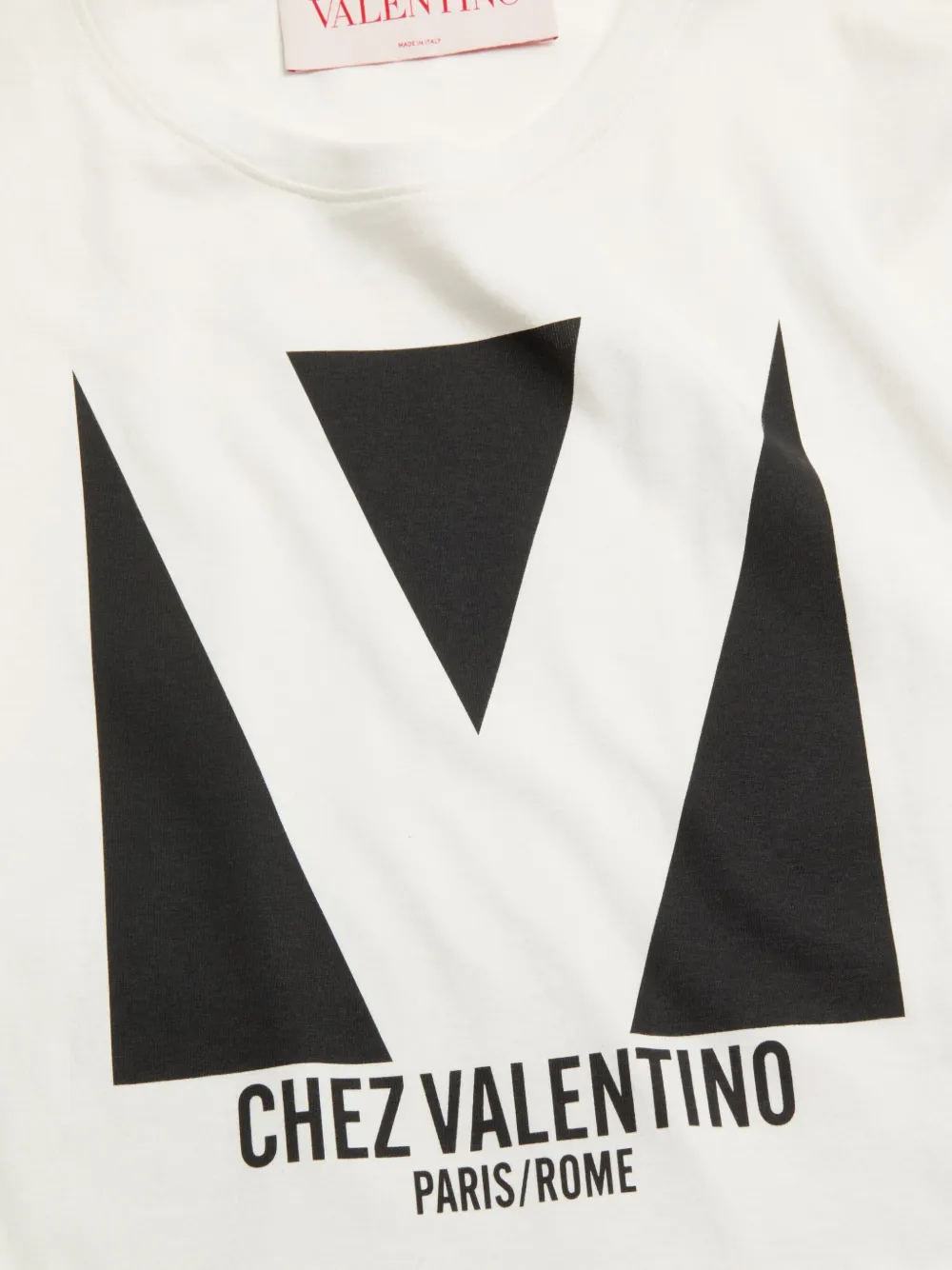 【関税＆送料込み】Valentino Garavani T-Shirt By Chez Valen Valentino Garavani Chez-print T-shirt | Neutrals | FARFETCH IN