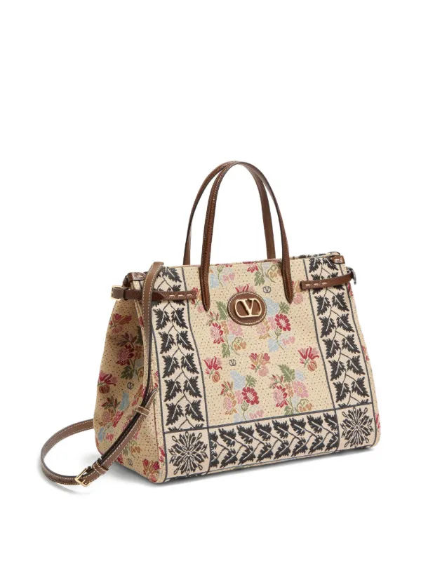 トートバッグ [VALENTINO] Garavani Antibes Medium Tote Bag 25713119_58456132_600.jpg