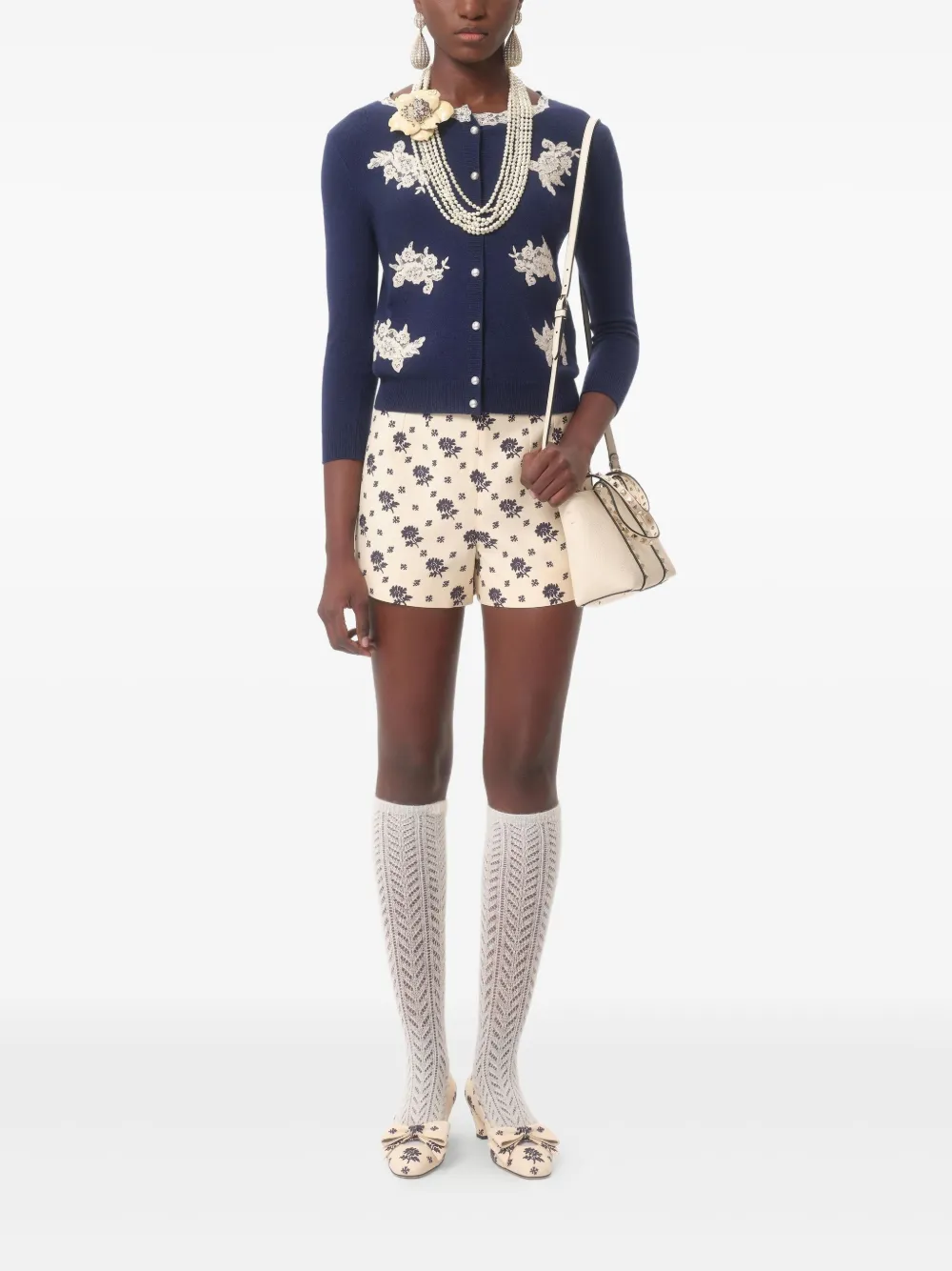 Valentino Garavani small Rockstud tote bag | Image 2
