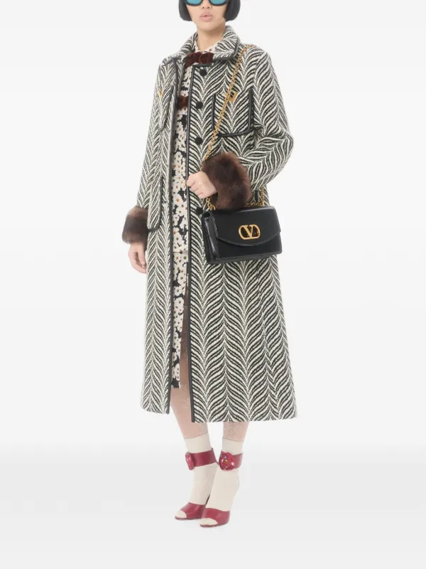 Valentino Garavani Vain ショルダーバッグ | ブラック | FARFETCH JP